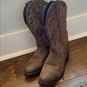 LAREDO boots size 8.5